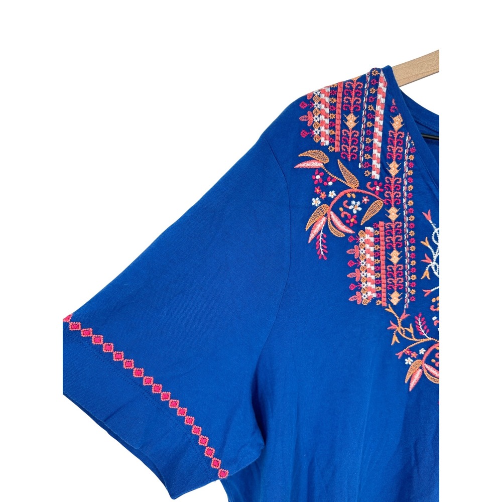 Chico's Top 4 XXL Blue Embroidered V-Neck Short Sleeve Boho Floral Casual NWT - Picture 3 of 11